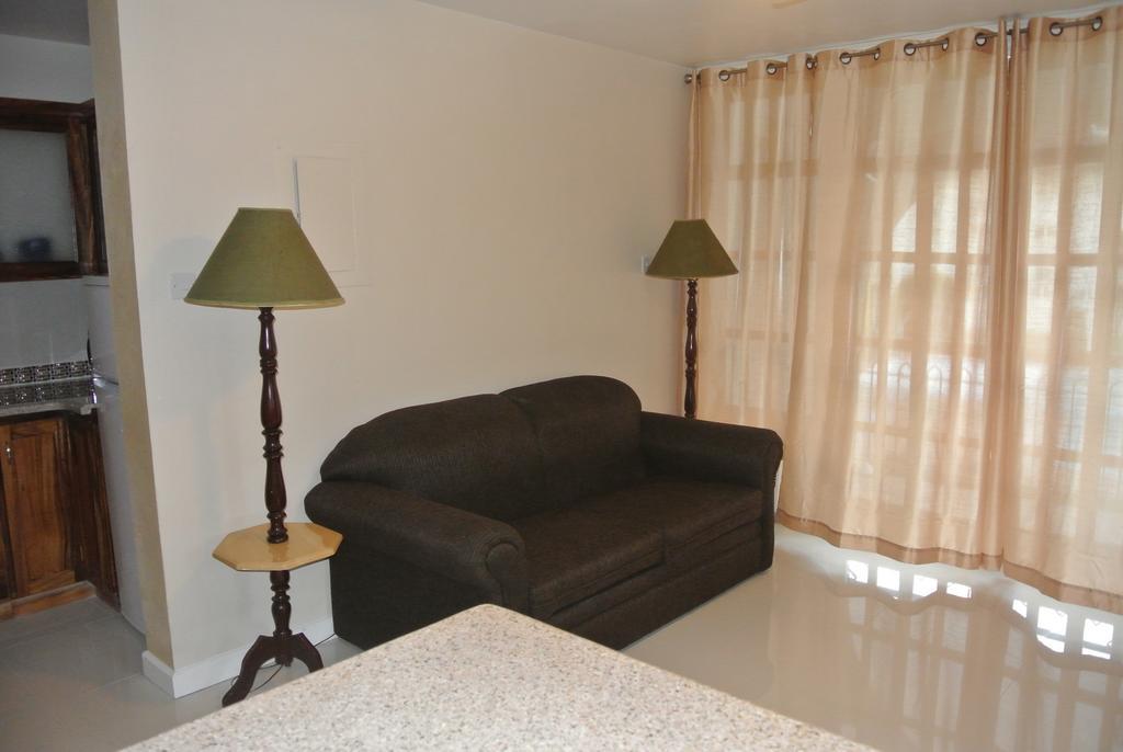 Beach One Bedroom Suite 13 Ocho Rios Værelse billede